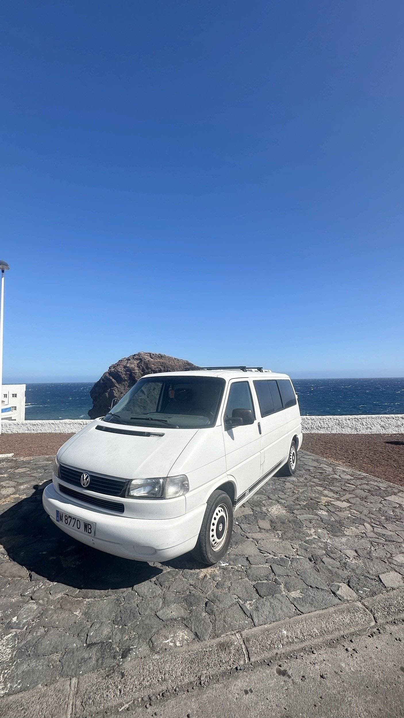 Volkswagen Caravelle (98)