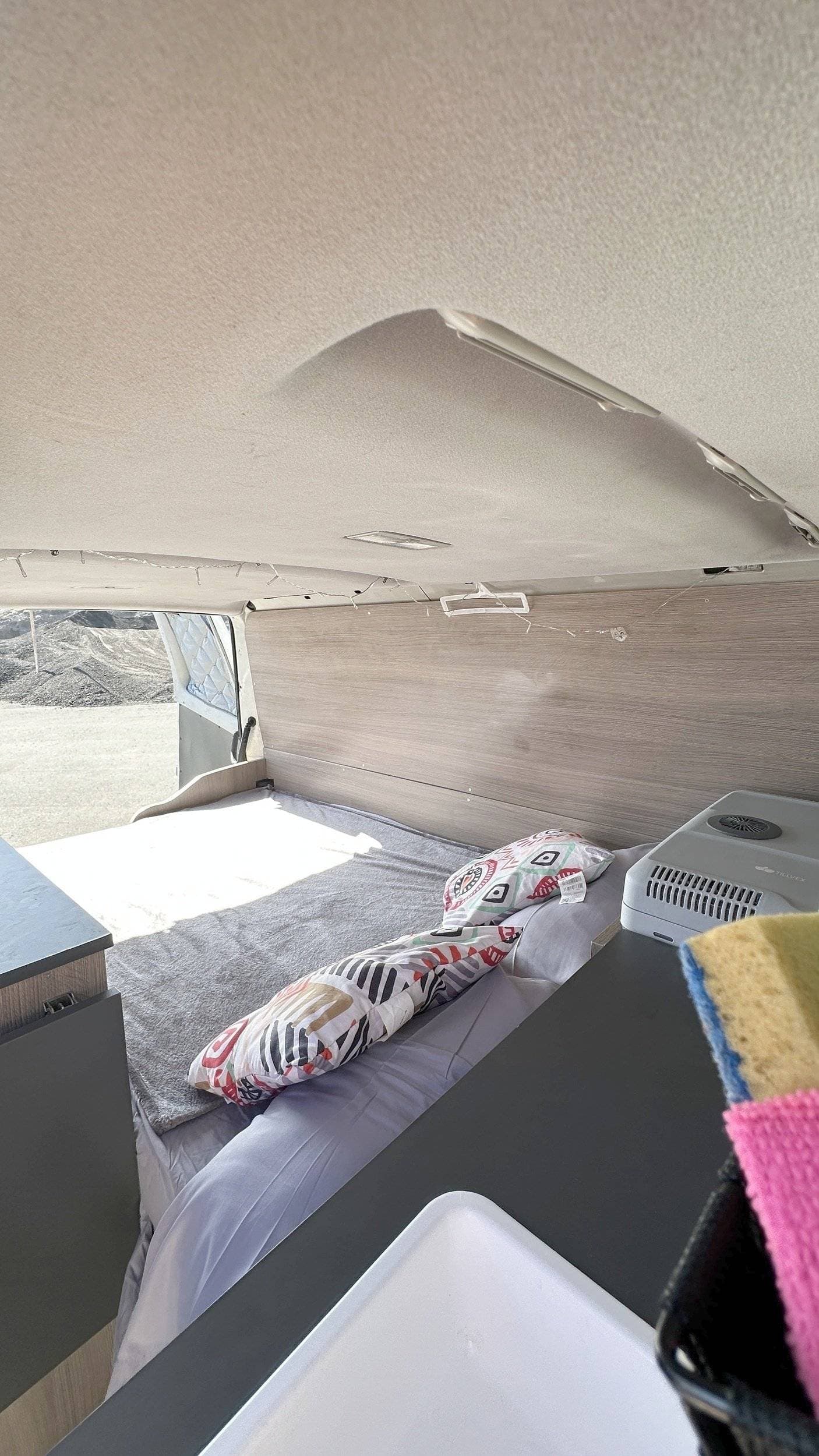 Volkswagen Caravelle (98)