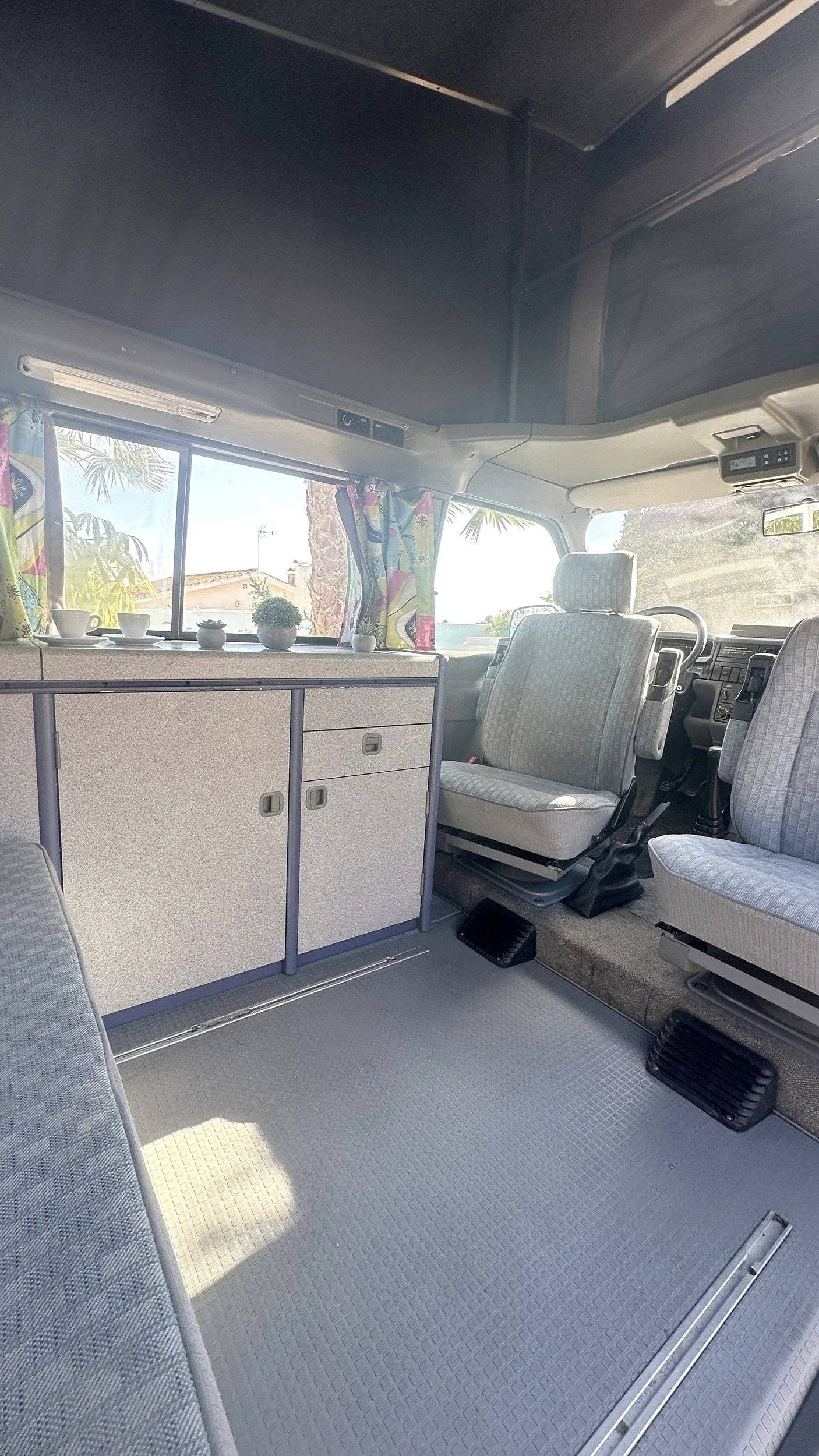 Volkswagen California (91)