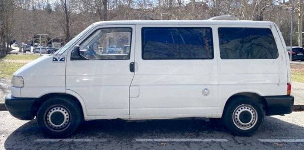 Volkswagen T4 2.4D (2000)